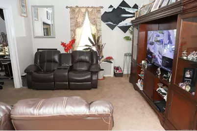 11 Pershing Street, Hartford, CT 06112 - Photo 5