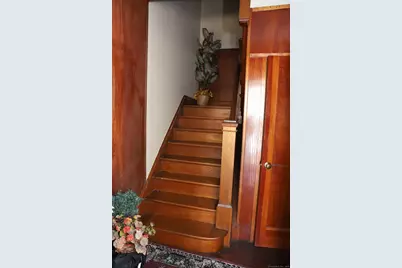 11 Pershing Street, Hartford, CT 06112 - Photo 9