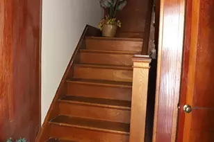 11 Pershing St, Hartford, CT 06112 - Photo 9