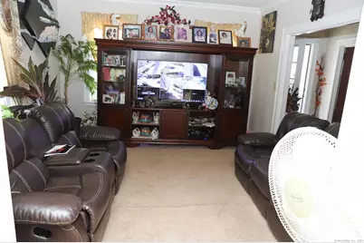 11 Pershing Street, Hartford, CT 06112 - Photo 25