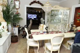 11 Pershing St, Hartford, CT 06112 - Photo 37