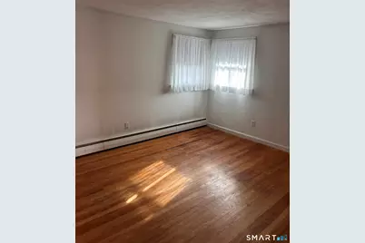 28 Bayberry Lane, Groton, CT 06340 - Photo 9