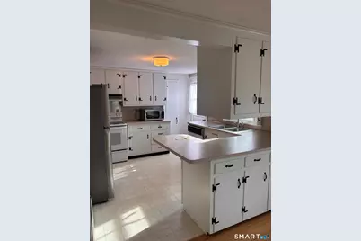 28 Bayberry Lane, Groton, CT 06340 - Photo 5