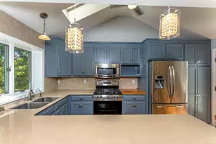 8 Ranslow Dr, Wolcott, CT 06716 - Photo 19