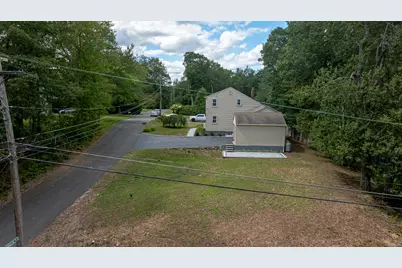 8 Ranslow Drive, Wolcott, CT 06716 - Photo 3