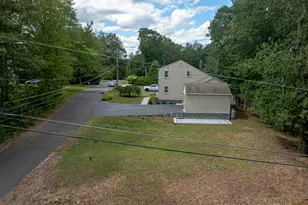 8 Ranslow Dr, Wolcott, CT 06716 - Photo 3