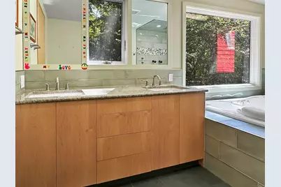 301 Bell Street, Middletown, CT 06457 - Photo 29