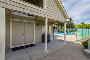 12 Blvd Dr, Danbury, CT 06810 - Photo 37