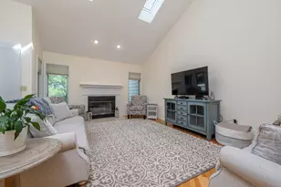 12 Blvd Dr, Danbury, CT 06810 - Photo 7