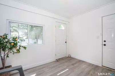 25 Greensview Drive, West Hartford, CT 06107 - Photo 11