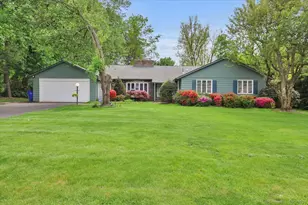 11 W Ridge Dr, West Hartford, CT 06117 - Photo 1