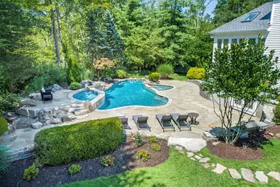 21 Schoolhouse Place, Ridgefield, CT 06877 - Photo 3