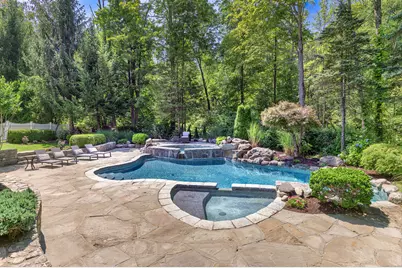 21 Schoolhouse Place, Ridgefield, CT 06877 - Photo 35