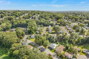 138 Williamson Dr, Waterbury, CT 06710 - Photo 33