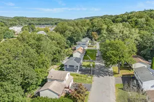 138 Williamson Dr, Waterbury, CT 06710 - Photo 31