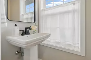 409 Prospect Ave, West Hartford, CT 06119 - Photo 9