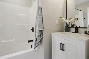 409 Prospect Ave, West Hartford, CT 06119 - Photo 21