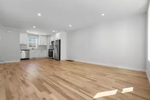 14 Taylor St, Stamford, CT 06902 - Photo 7