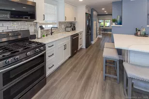 55 Swan Ave, Old Lyme, CT 06371 - Photo 11