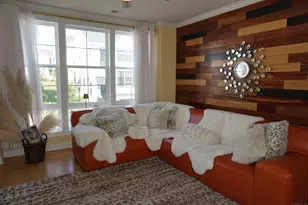 127 Brentwood Cir, Danbury, CT 06810 - Photo 3