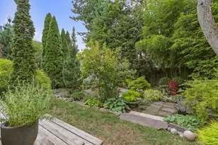 165 Bennett St, Bridgeport, CT 06605 - Photo 27