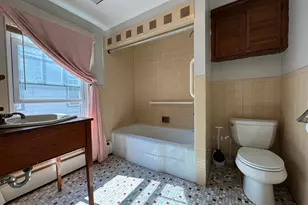 16 Park Pl, Meriden, CT 06451 - Photo 17