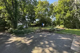 16 Park Pl, Meriden, CT 06451 - Photo 29