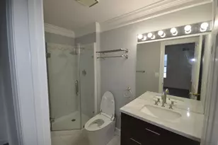 2675 Park Ave, Bridgeport, CT 06604 - Photo 17