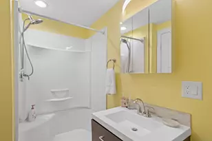 1727 Meriden Rd, Wolcott, CT 06716 - Photo 27