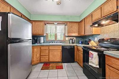 88 Highland Street, Wethersfield, CT 06109 - Photo 9