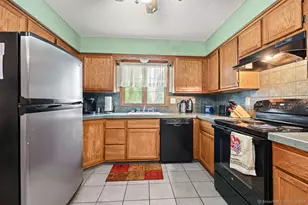 88 Highland St, Wethersfield, CT 06109 - Photo 9