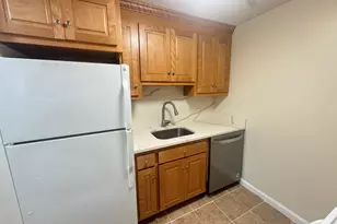 105 Tremont Ave, Bridgeport, CT 06606 - Photo 9