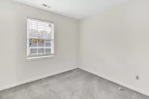 365 Platt St, Bridgeport, CT 06606 - Photo 15