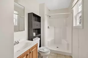 365 Platt St, Bridgeport, CT 06606 - Photo 21