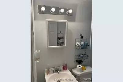 31 Morris Avenue, Bristol, CT 06010 - Photo 5