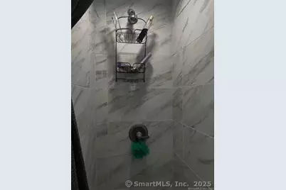 31 Morris Avenue, Bristol, CT 06010 - Photo 9