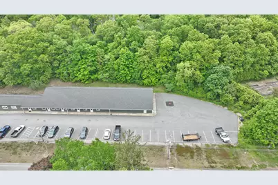 627 Route 82, Montville, CT 06370 - Photo 17