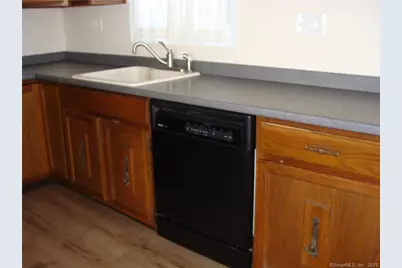 30 Thistle Down Lane, Naugatuck, CT 06770 - Photo 7