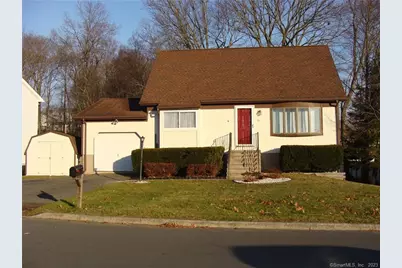 30 Thistle Down Lane, Naugatuck, CT 06770 - Photo 1