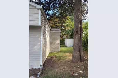 158 A Bayberry Lane, Danbury, CT 06811 - Photo 3