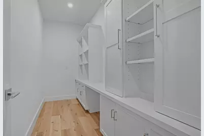 175 Hollow Swamp Road, Southbury, CT 06488 - Photo 9