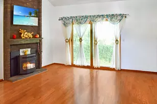 8 Tamarack Ln, Woodbury, CT 06798 - Photo 7