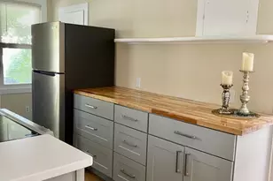 831 Boston Post Rd, Madison, CT 06443 - Photo 3