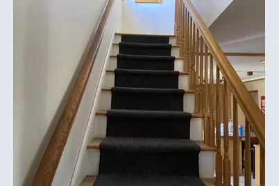 60 Cumberland Drive, Bridgeport, CT 06606 - Photo 11