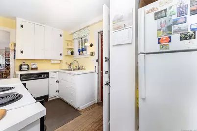 493 Main Street, Wethersfield, CT 06109 - Photo 21