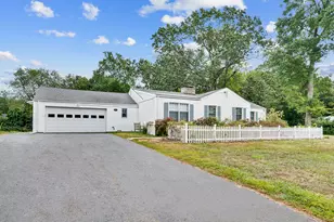 473 Ridgeview Rd, Orange, CT 06477 - Photo 33