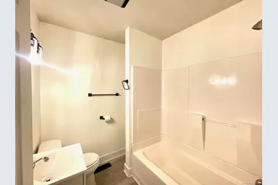 394 Shelton Avenue, New Haven, CT 06511 - Photo 3