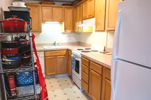 204 Towne House Rd, Hamden, CT 06514 - Photo 3