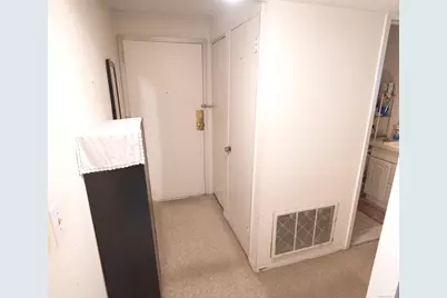 204 Towne House Road #204, Hamden, CT 06514 - Photo 7