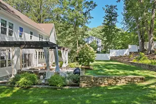 40 Arnold Ln, Norwalk, CT 06853 - Photo 27